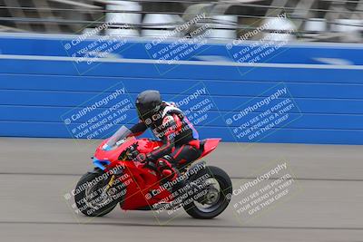 media/Oct-15-2022-Fastrack Riders (Sat) [[9a18b22502]]/Level4/Start Finish 900am/